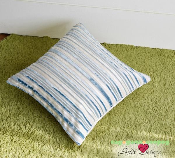 Фото Декоративная подушка Caterpillar Цвет: Бело-Голубой (43х43 )
