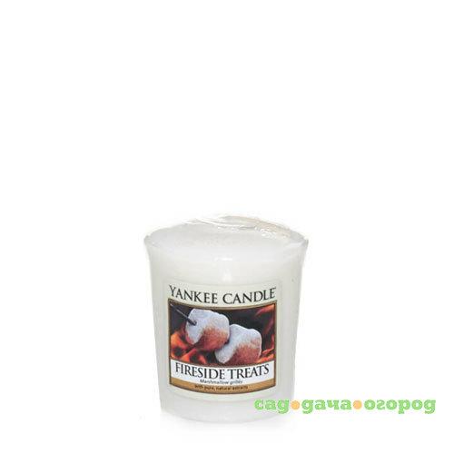 Фото Аромасвеча для подсвечника Yankee candle Лакомства у камина 49 г