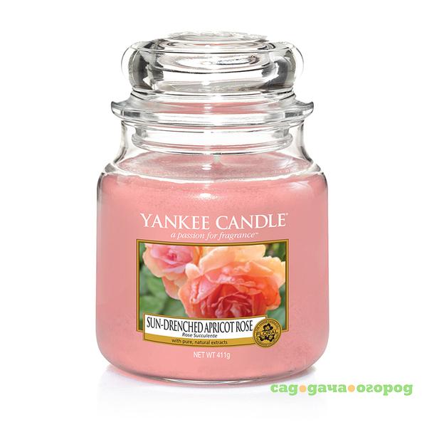 Фото Ароматическая свеча Yankee candle средняя Персиковая роза 411 г