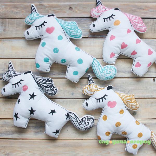 Фото Декоративная подушка Unicorn Цвет: Бирюзовый (25х45)