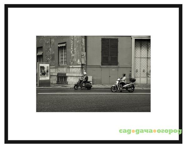 Фото Авторская арт-фотография "2 мотороллера в Генуе"