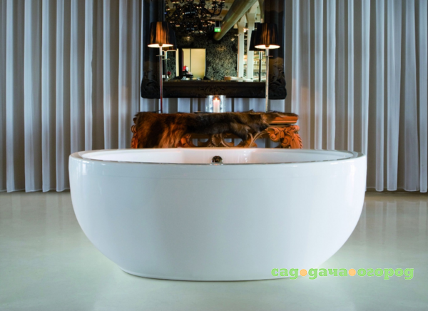 Фото Акриловая ванная Oval белого цвета