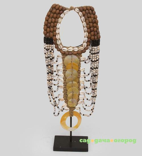 Фото 27-011 Ожерелье аборигена (Папуа)