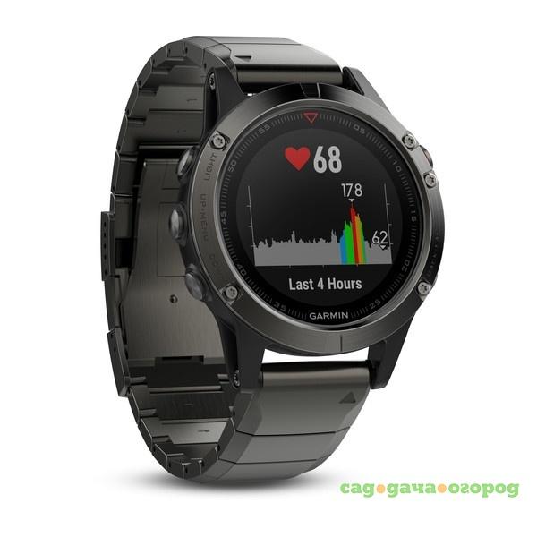 Фото Спортивный навигатор Garmin FENIX 5 SAPPHIRE серые с металлическим браслетом (010-01688-21)