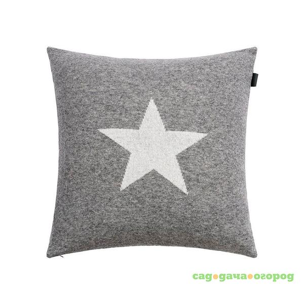 Фото Декоративная наволочка Gant Home ZACK STAR KNIT CUSHION 50x50см, серая