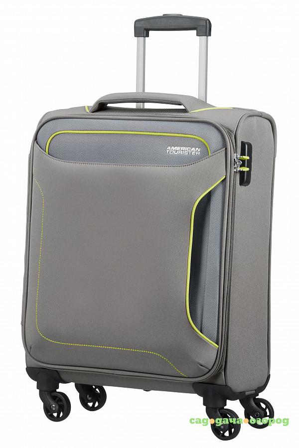 Фото Чемодан American Tourister Holiday Heat серый S