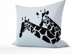 фото Декоративная подушка Друзья Жирафы (45х45)