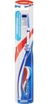 фото Зубная щетка Aquafresh Clean Control средняя